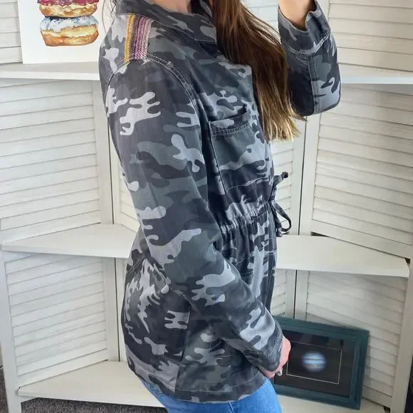 Knox Rose green camo jacket - Picture 3 of 9